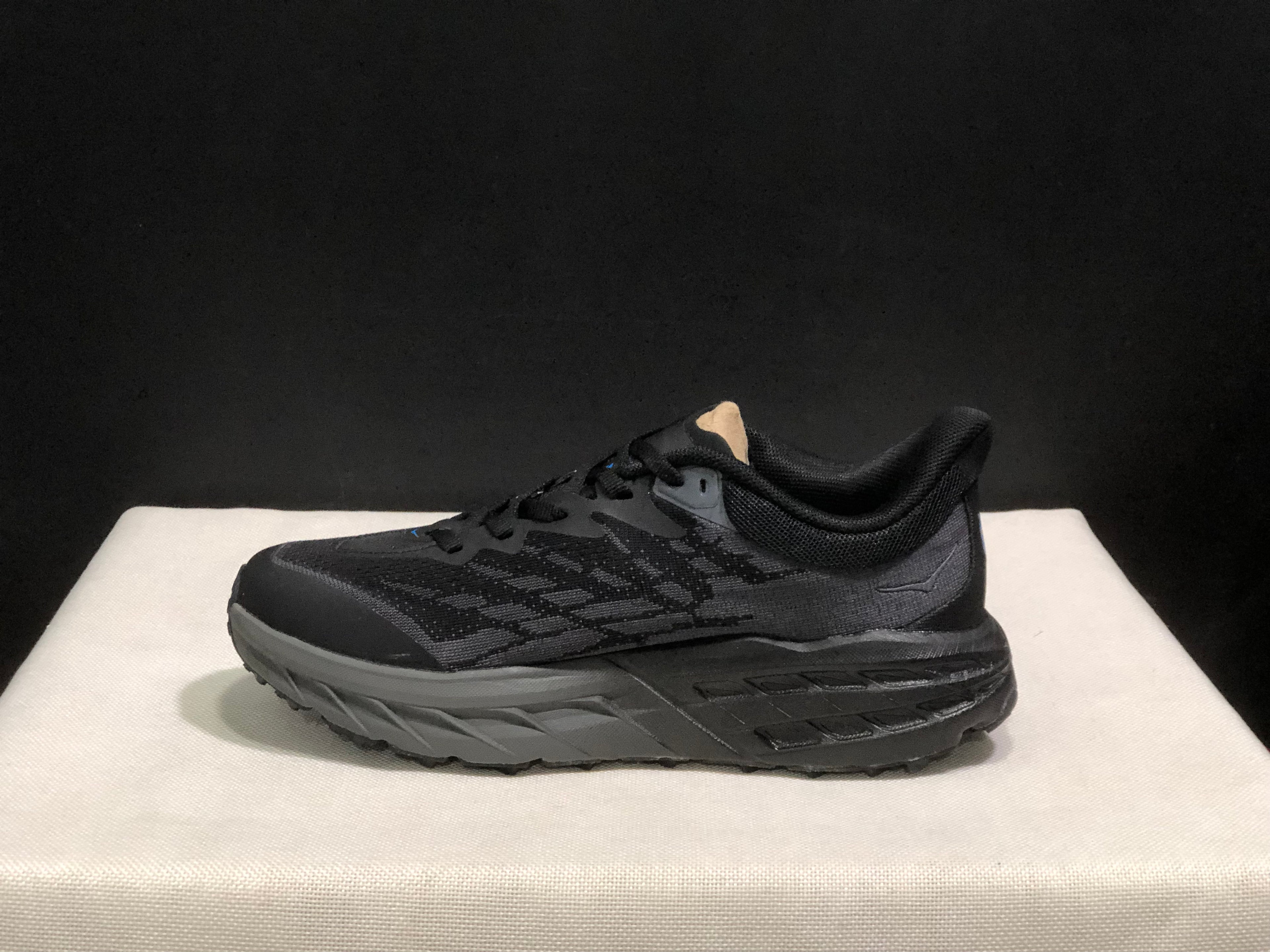 Hoka One One Speedgoat 5 Trail Running Shoes Sneakers Black