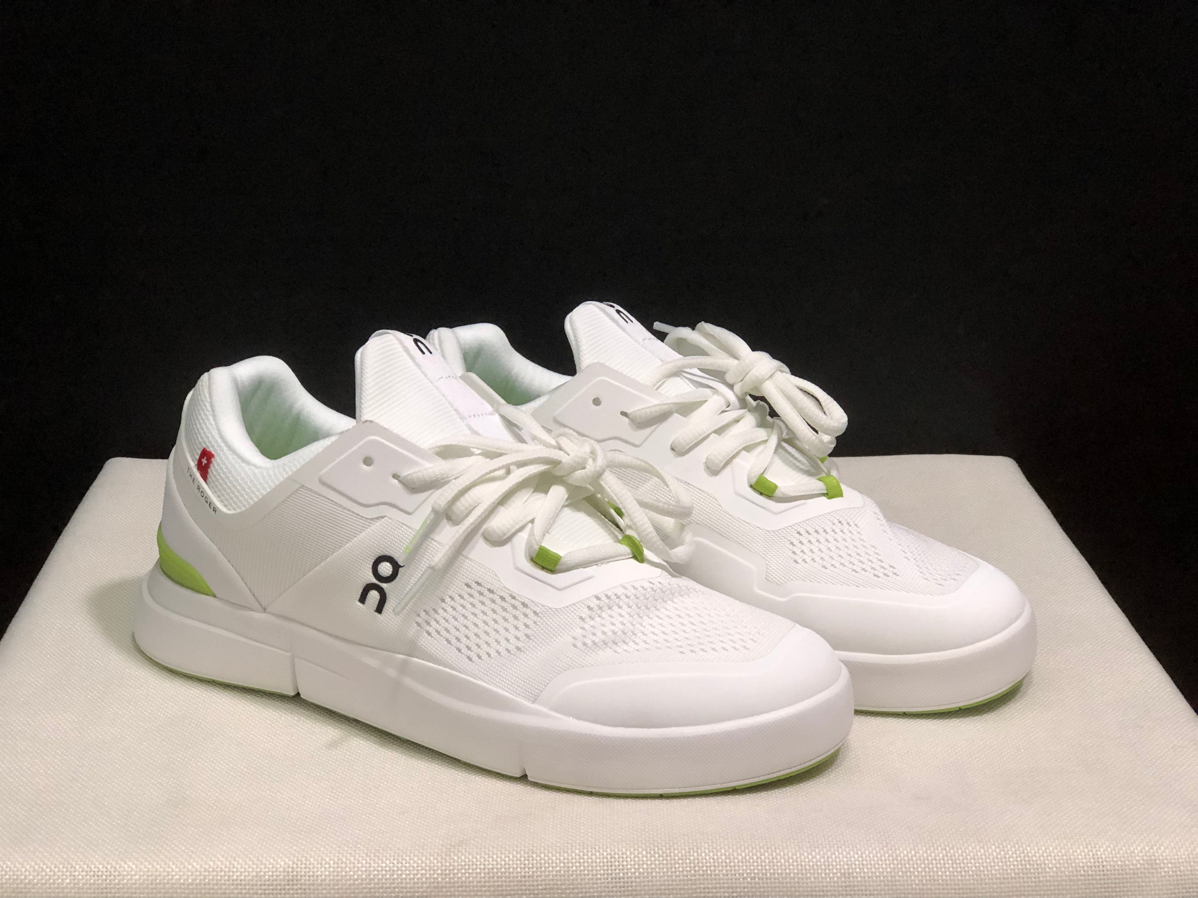 On Running The Roger Spin Breathable Mesh Sneakers White/Lemon Green