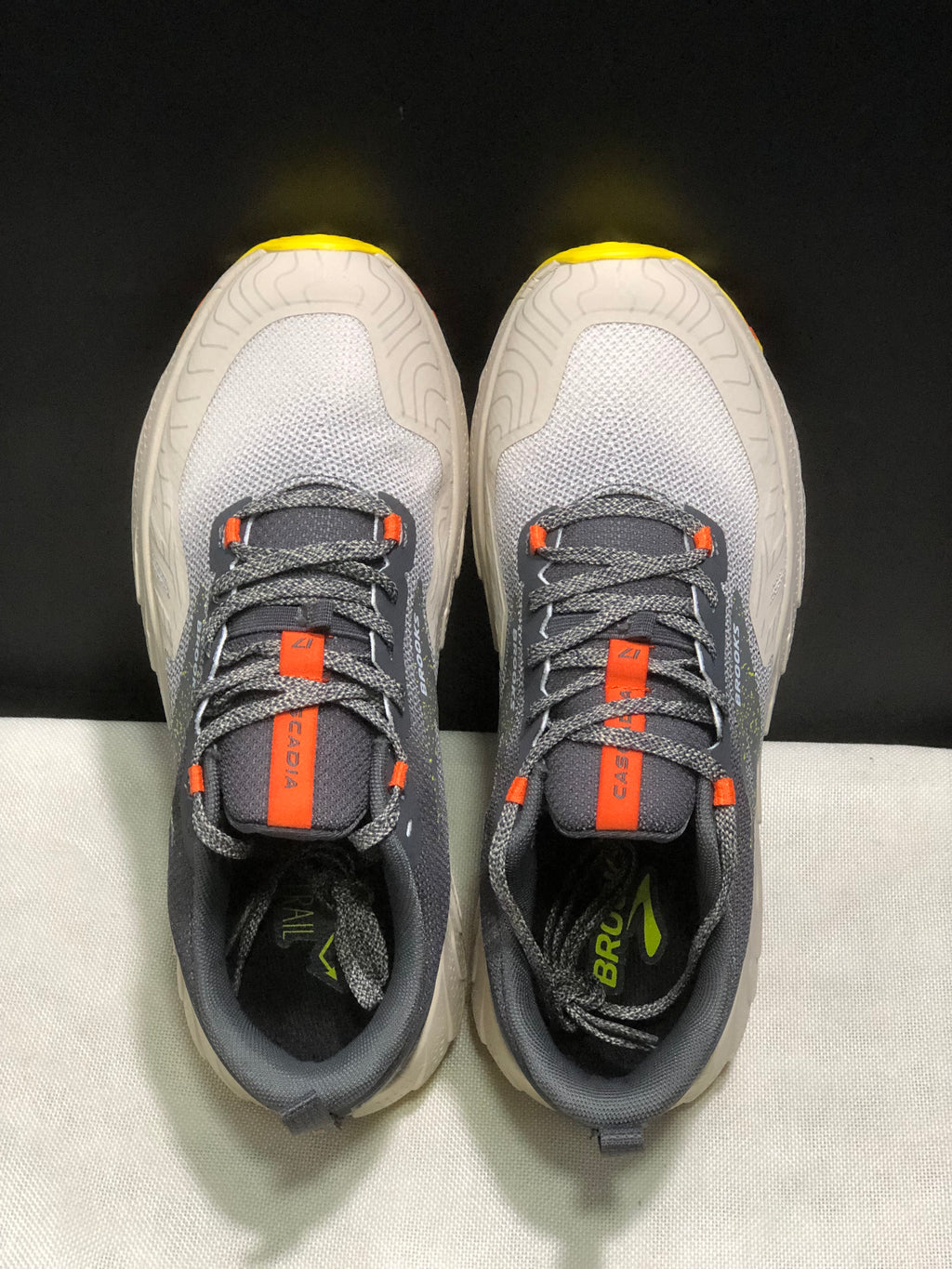 Brooks Cascadia 17 Trail Running Shoes Chateau Grey/Forged Iron